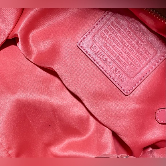 Coach Carly Hobo Bag In Beige Signature Canvas w/Pink Leather Accents 10”x13”x5” - Picture 2 of 13